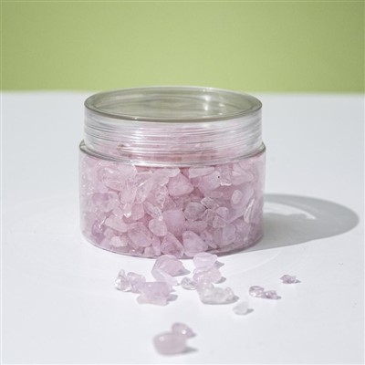 Vaaleanpunainen kristallikivi koristeelliselle